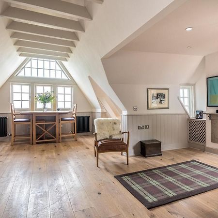 Amazing Penthouse, Stunning Views, Castle 2 Mins Edimburgo Exterior foto